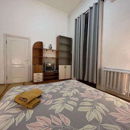 Apartment In The Historic Center Kijów Zewnętrze zdjęcie